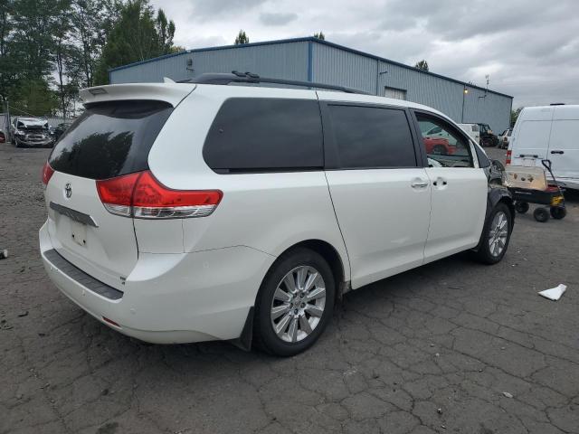 Photo 3 from auction – 2011 TOYOTA SIENNA XLE with VIN 5TDDK3DC0BS005670