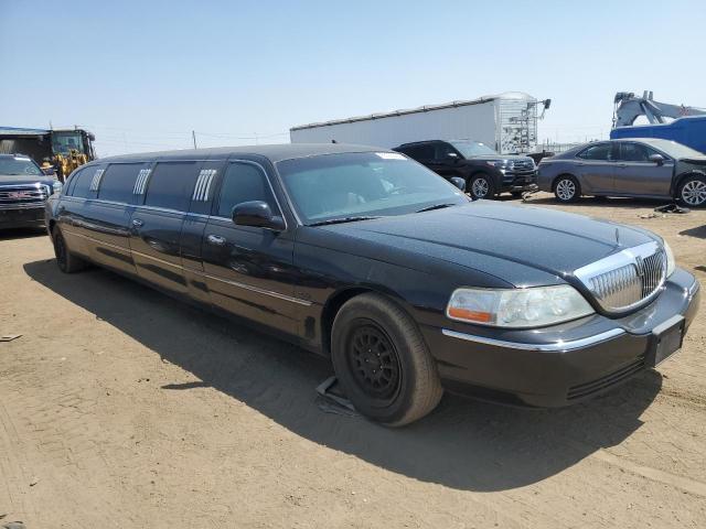 LINCOLN TOWN CAR E 2011 with VIN 2L1FL8JW7BX755487 - Photo from auction