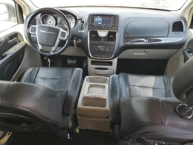 Photo 8 from auction – 2012 CHRYSLER TOWN & COU with VIN 2C4RC1BGXCR213434