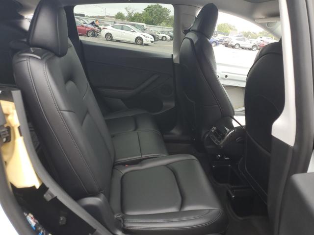 Photo 11 from auction – 2021 TESLA MODEL Y with VIN 5YJYGAEE7MF174891