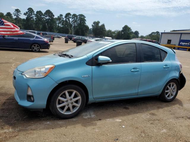 TOYOTA PRIUS C 2013 with VIN JTDKDTB37D1040291 - Photo from auction