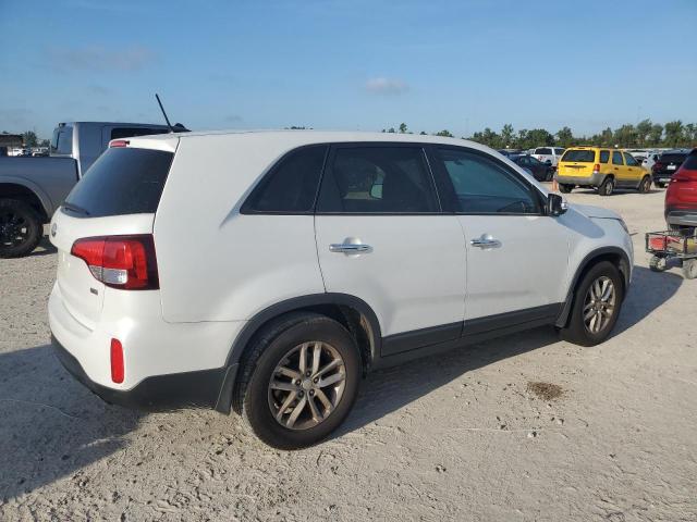 Photo 3 from auction – 2014 KIA SORENTO LX with VIN 5XYKT3A60EG452889