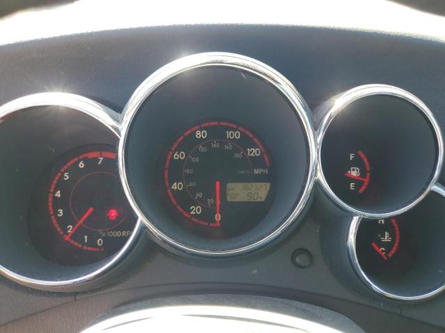 Photo 9 from auction – 2004 PONTIAC VIBE with VIN 5Y2SL628X4Z433221