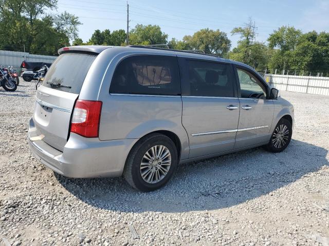 Photo 3 from auction – 2015 CHRYSLER TOWN & COU with VIN 2C4RC1CG7FR609534