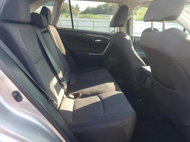 Photo 11 from auction – 2019 TOYOTA RAV4 XLE with VIN 2T3P1RFV2KC030748