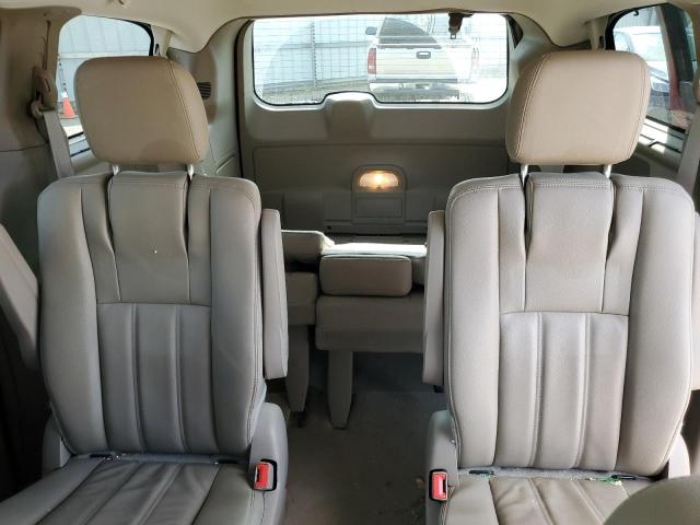 Photo 10 from auction – 2016 CHRYSLER TOWN & COU with VIN 2C4RC1BG4GR247553