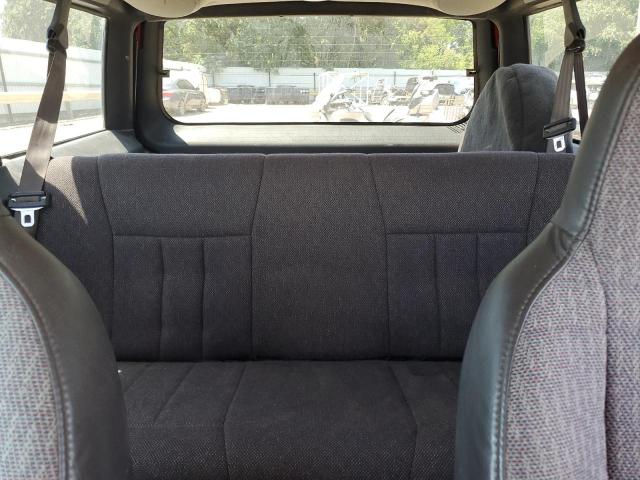 Фото 10 с аукциона – 2000 JEEP CHEROKEE S с VIN 1J4FF48S6YL144789