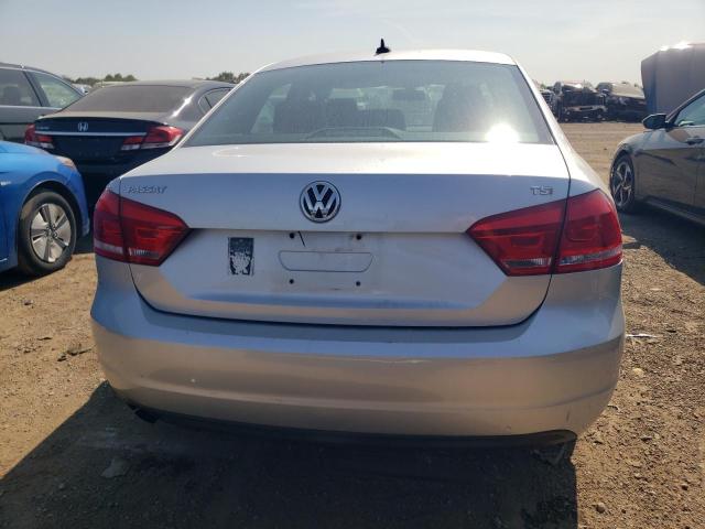 Photo 6 from auction – 2015 VOLKSWAGEN PASSAT S with VIN 1VWAT7A3XFC041320