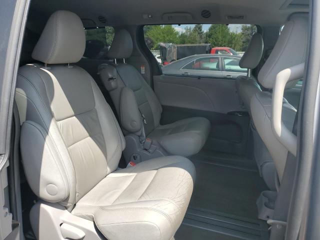 Photo 11 from auction – 2017 TOYOTA SIENNA XLE with VIN 5TDYZ3DC9HS826692