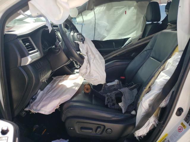 Photo 7 from auction – 2016 TOYOTA HIGHLANDER with VIN 5TDKKRFHXGS165162