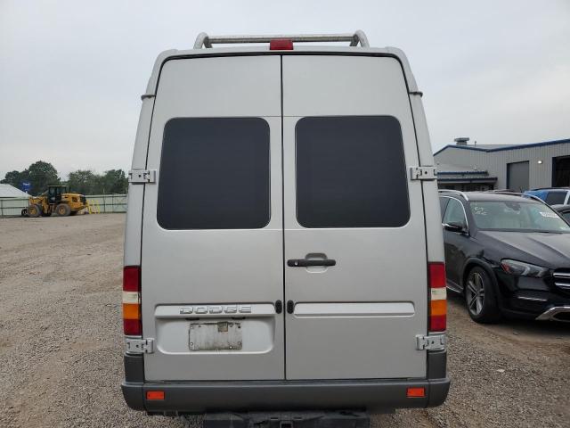 Photo 6 from auction – 2005 DODGE SPRINTER with VIN WD2PD744555732352