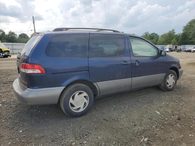 Photo 3 from auction – 2002 TOYOTA SIENNA LE with VIN 4T3ZF13C02U445130