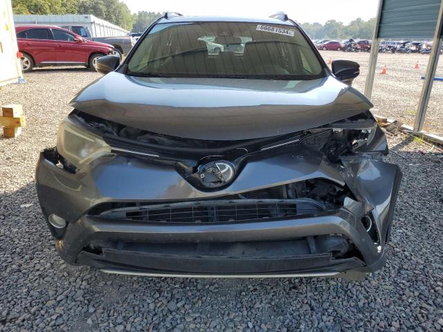 Photo 5 from auction – 2017 TOYOTA RAV4 XLE with VIN JTMWFREV4HJ118978
