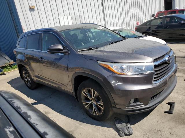 Photo 4 from auction – 2016 TOYOTA HIGHLANDER with VIN 5TDJKRFH1GS317048