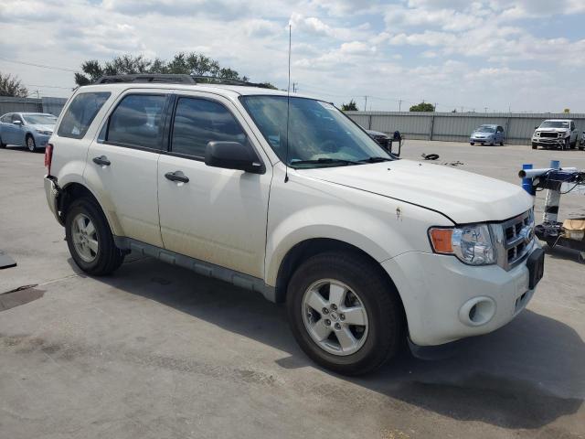 Photo 4 from auction – 2012 FORD ESCAPE with VIN 1FMCU0C71CKA75255
