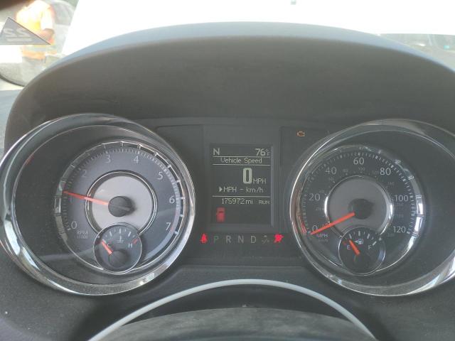 Photo 9 from auction – 2016 CHRYSLER TOWN & COU with VIN 2C4RC1BG2GR282463