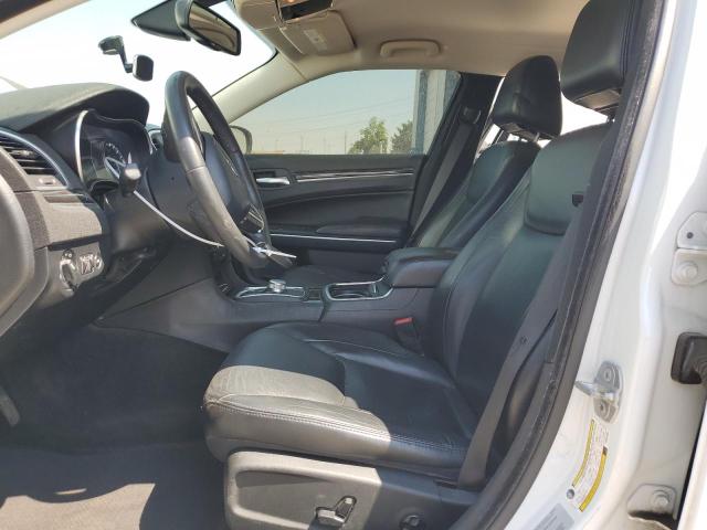 Photo 7 from auction – 2015 CHRYSLER 300 LIMITE with VIN 2C3CCAAGXFH841905