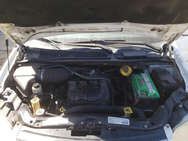 Photo 12 from auction – 2014 CHRYSLER TOWN & COU with VIN 2C4RC1BG2ER435212