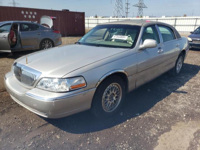 LINCOLN TOWN CAR E 2004 with VIN 1LNHM81W54Y626929 - Photo from auction