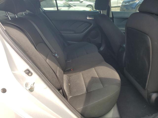 Photo 10 from auction – 2018 KIA FORTE LX with VIN 3KPFK4A71JE282911