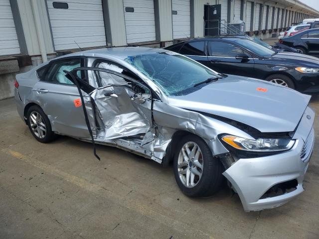 Photo 4 from auction – 2016 FORD FUSION SE with VIN 3FA6P0H72GR352102
