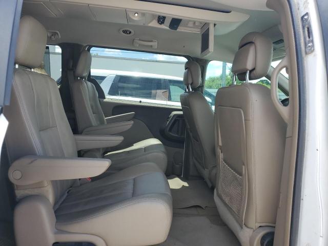 Photo 11 from auction – 2014 CHRYSLER TOWN & COU with VIN 2C4RC1BG2ER364545