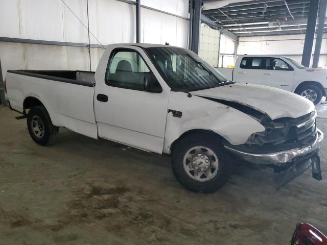 Photo 4 from auction – 2000 FORD F150 with VIN 1FTPF17L1YKA92061