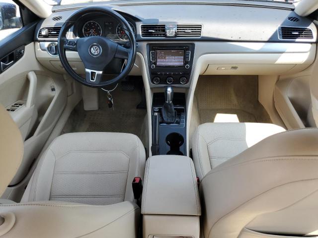 Photo 8 from auction – 2015 VOLKSWAGEN PASSAT S with VIN 1VWAT7A3XFC097662