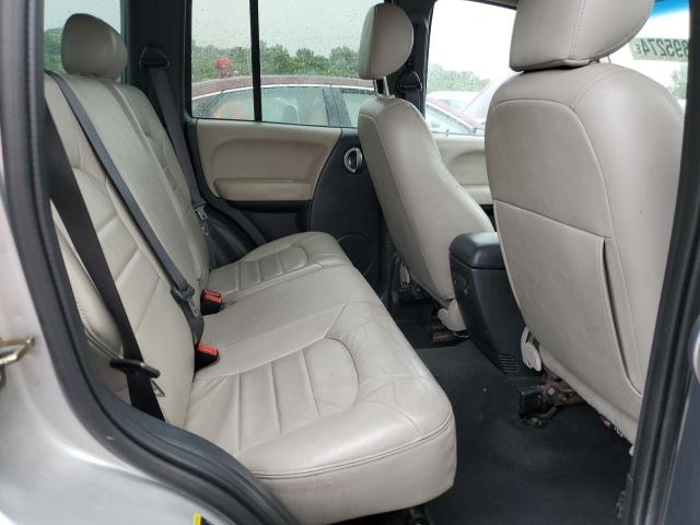 Photo 11 from auction – 2003 JEEP LIBERTY LI with VIN 1J8GL58K03W716304