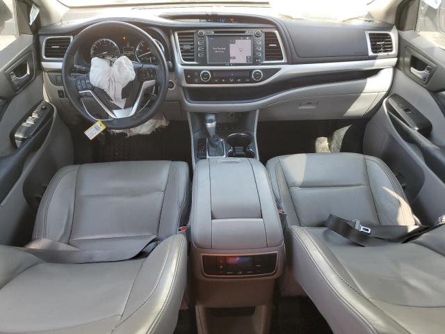 Photo 8 from auction – 2015 TOYOTA HIGHLANDER with VIN 5TDJKRFH5FS110225