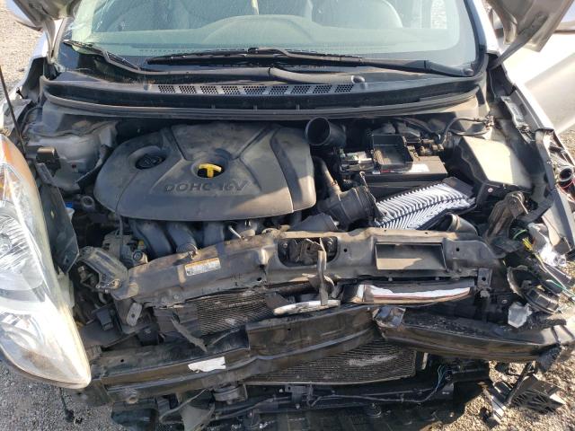Photo 11 from auction – 2012 HYUNDAI ELANTRA GL with VIN 5NPDH4AE4CH100377