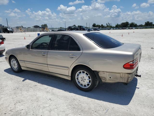 Photo 2 from auction – 2000 MERCEDES-BENZ E 320 with VIN WDBJF65J0YB113047