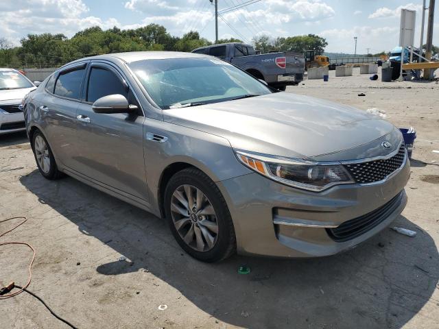 Photo 4 from auction – 2017 KIA OPTIMA EX with VIN 5XXGU4L36HG121853