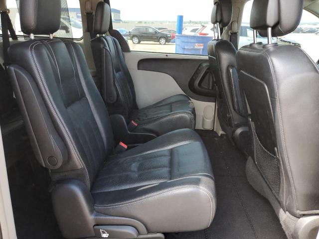 Photo 11 from auction – 2013 CHRYSLER TOWN & COU with VIN 2C4RC1CG8DR778538