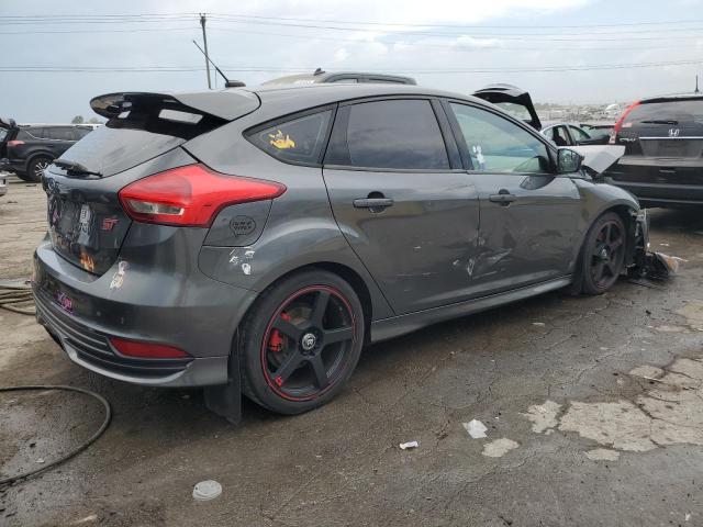 Photo 3 from auction – 2017 FORD FOCUS ST with VIN 1FADP3L95HL348904
