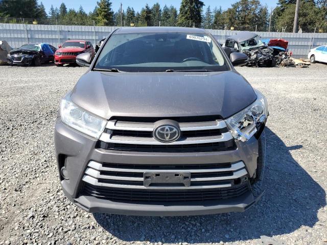 Photo 5 from auction – 2017 TOYOTA HIGHLANDER with VIN 5TDBZRFH7HS374422
