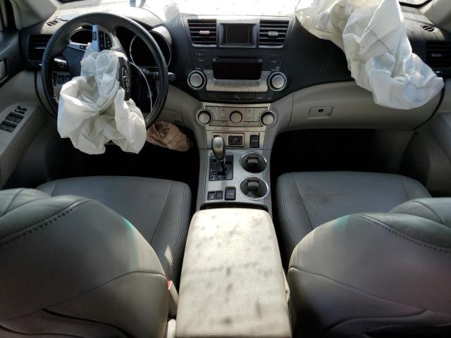 Photo 8 from auction – 2011 TOYOTA HIGHLANDER with VIN 5TDBK3EH6BS052929