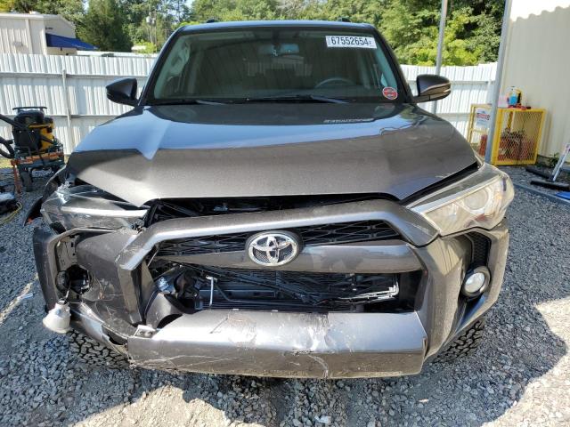 Photo 5 from auction – 2019 TOYOTA 4RUNNER SR with VIN JTEBU5JR3K5671848