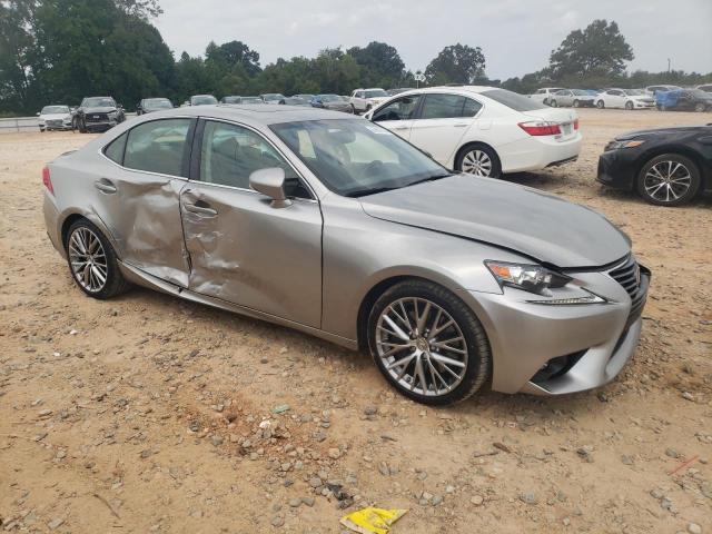 Photo 4 from auction – 2016 LEXUS IS 300 with VIN JTHCM1D21G5009501