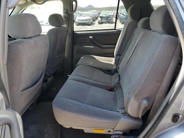 Photo 11 from auction – 2004 TOYOTA SEQUOIA SR with VIN 5TDBT44A54S210753