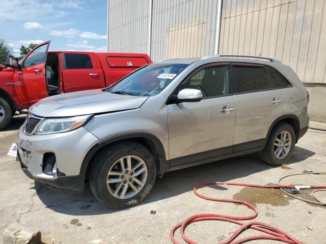 KIA SORENTO LX 2015 with VIN 5XYKT4A60FG655501 - Photo from auction