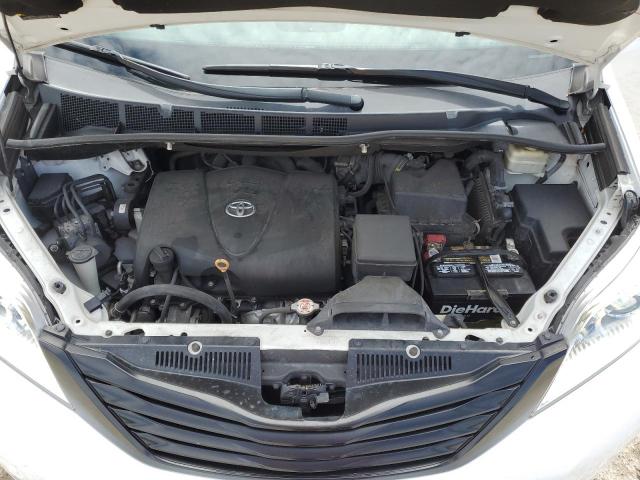 Photo 12 from auction – 2017 TOYOTA SIENNA with VIN 5TDZZ3DC3HS839748