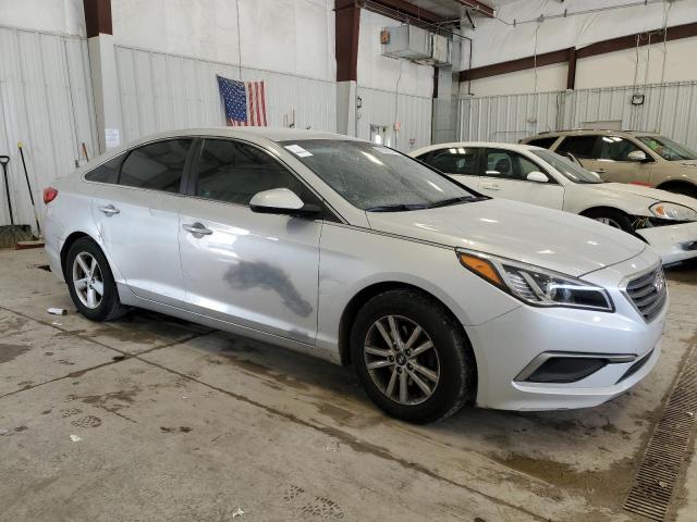 Photo 4 from auction – 2016 HYUNDAI SONATA SE with VIN 5NPE24AF3GH408452