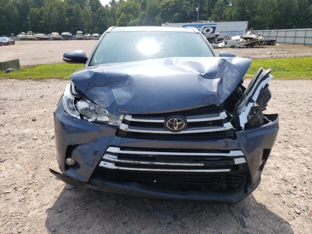 Photo 5 from auction – 2018 TOYOTA HIGHLANDER with VIN 5TDJZRFH0JS885634