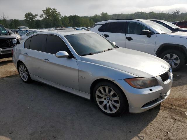 Photo 4 from auction – 2006 BMW 330 XI with VIN WBAVD33556KV67642