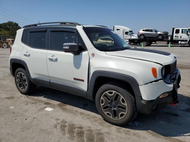 Photo 4 from auction – 2016 JEEP RENEGADE T with VIN ZACCJBCTXGPD43799