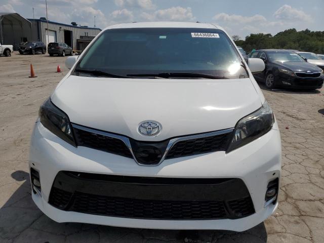 Photo 5 from auction – 2015 TOYOTA SIENNA LE with VIN 5TDKK3DC8FS669275