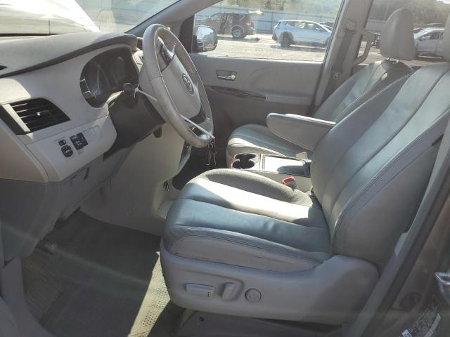 Photo 7 from auction – 2014 TOYOTA SIENNA XLE with VIN 5TDYK3DCXES421702