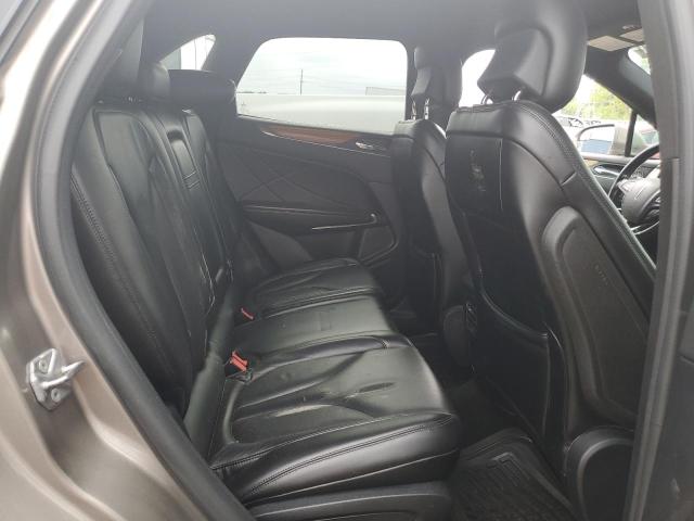 Photo 11 from auction – 2016 LINCOLN MKC SELECT with VIN 5LMCJ2C92GUJ15730