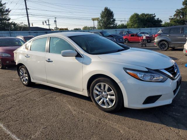 Photo 4 from auction – 2017 NISSAN ALTIMA 2.5 with VIN 1N4AL3AP2HN357516